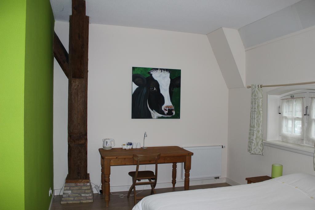 Wartena Hoeve - Vega B&B Cameră foto